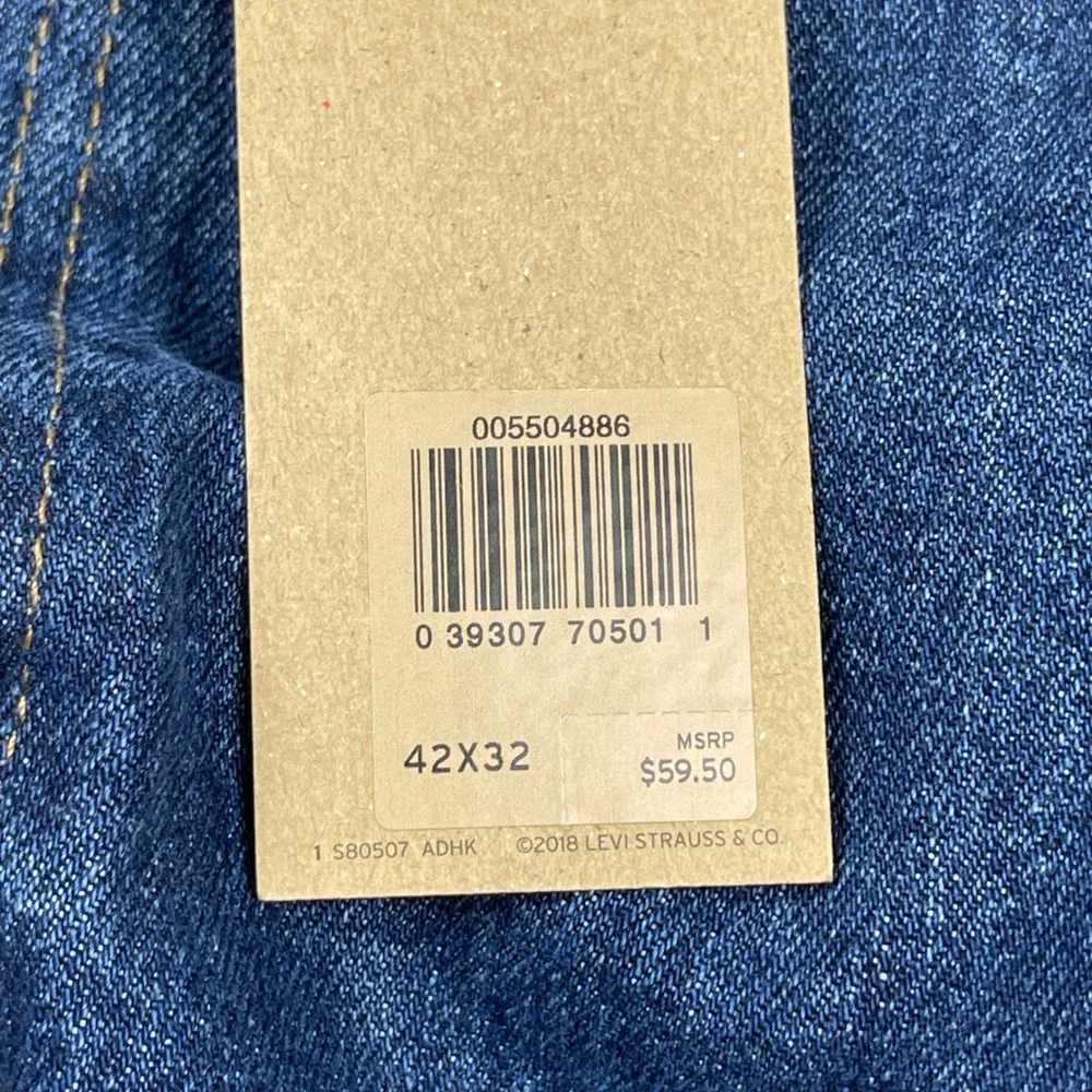 Levis 550 Relaxed Fit Jeans Mens 42x32 Blue Denim Tapered Leg NWT 005504886
